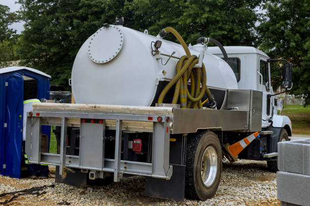 Portable Toilet Options We Offer in Waveland, MS